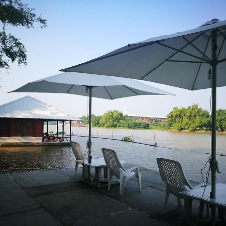 River Marina Resort Uthajthani Kültér fotó