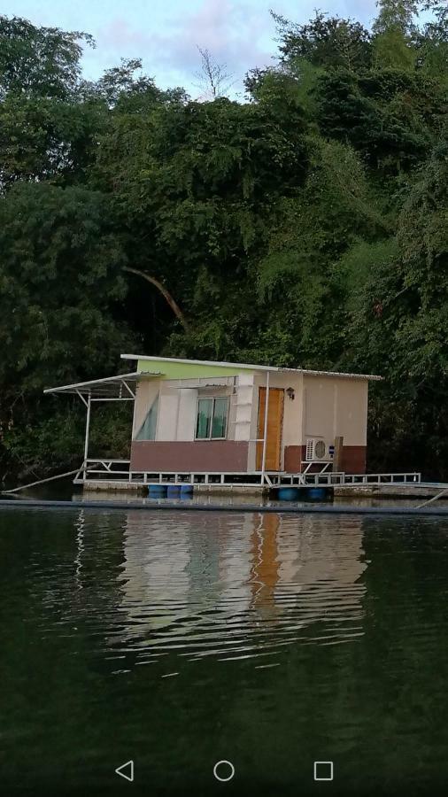 River Marina Resort Uthajthani Kültér fotó
